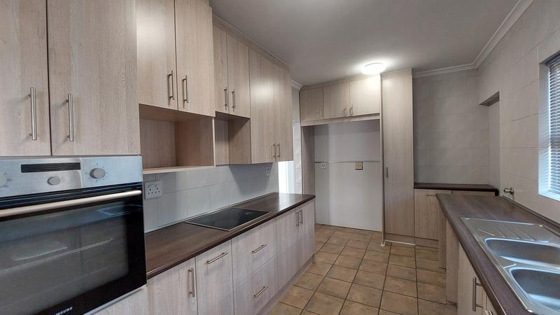 To Let 3 Bedroom Property for Rent in Schoongezicht Western Cape